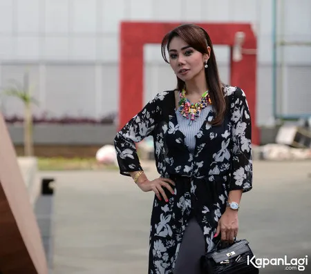 Foto Femmy Permatasari