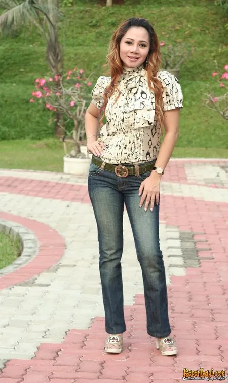 Foto Femmy Permatasari