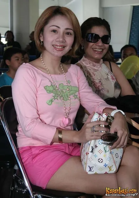 Foto Femmy Permatasari