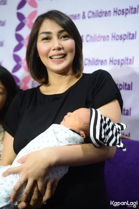Foto Fenita Arie
