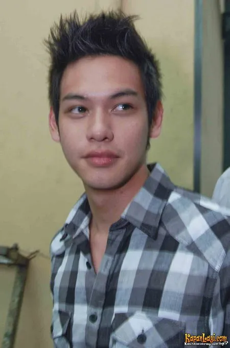 Foto Ferly Putra