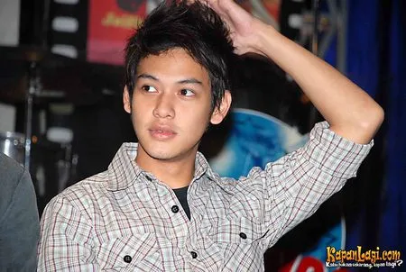 Foto Ferly Putra