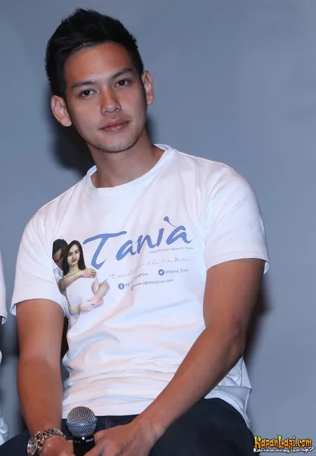 Foto Ferly Putra