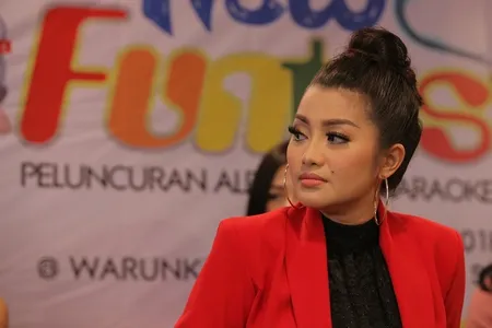 Foto Fitri Carlina