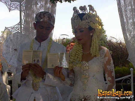 Foto Fitri Tropica