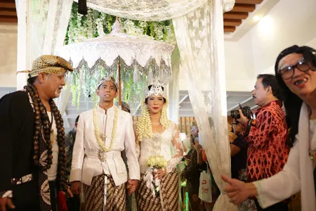Foto Fitri Tropica