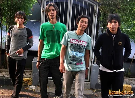 Foto Forward Band