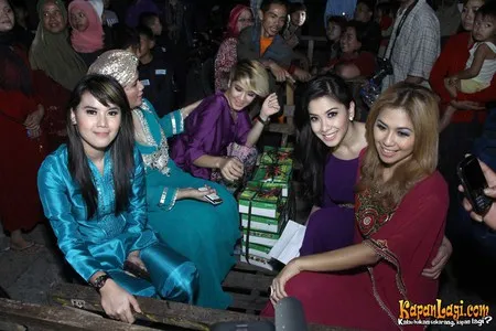 Foto Foxy Girls