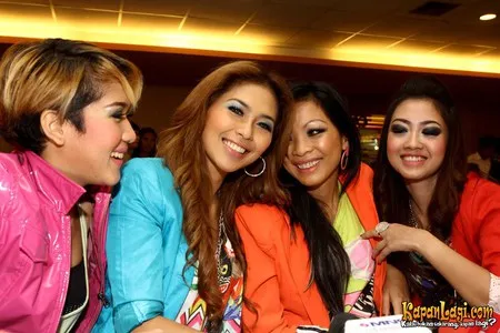 Foto Foxy Girls