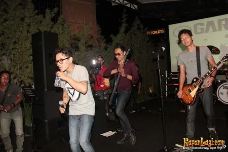 Foto Garasi Band