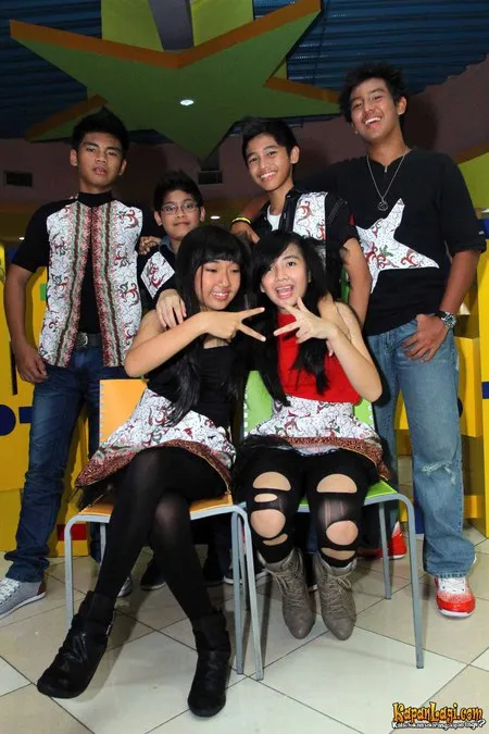 Foto Girl Boy Stars