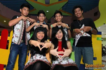 Foto Girl Boy Stars