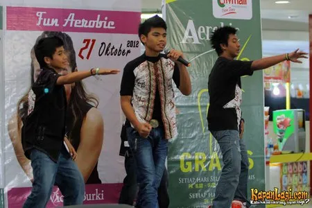 Foto Girl Boy Stars