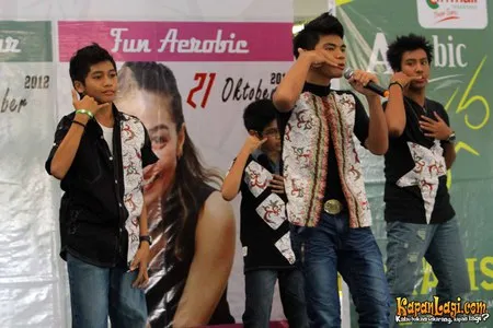 Foto Girl Boy Stars