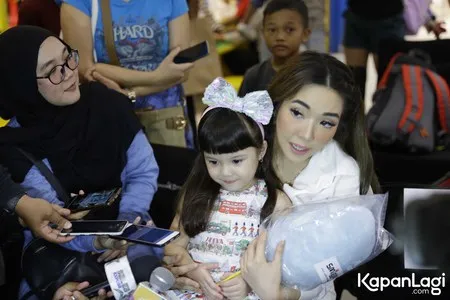 Foto Gisela Dan Gempi