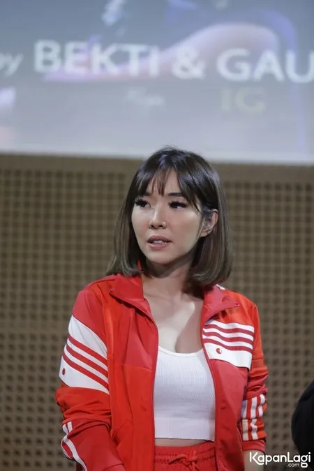 Foto Gisella Anastasia