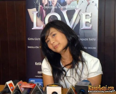 Foto Gita Gutawa