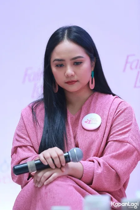 Foto Gita Gutawa