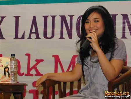 Foto Gita Gutawa