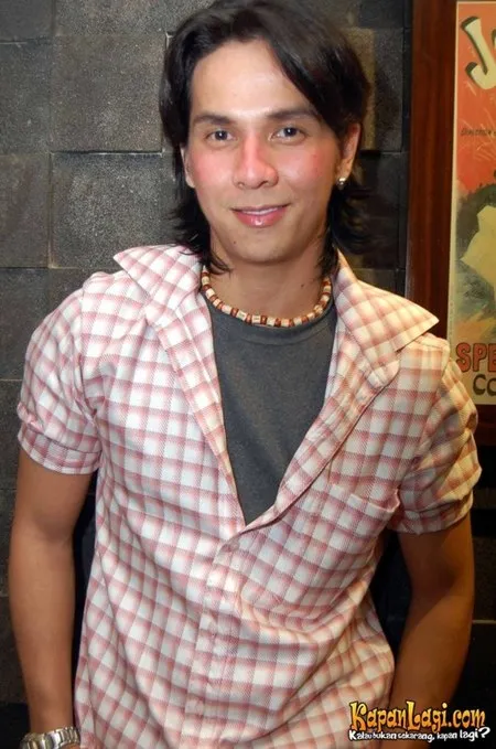 Foto Graddy Adam Tumbuan