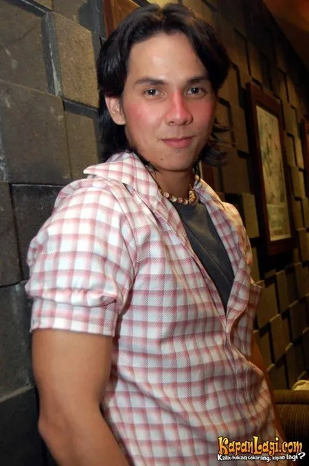 Foto Graddy Adam Tumbuan