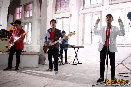 Foto Graduate Band