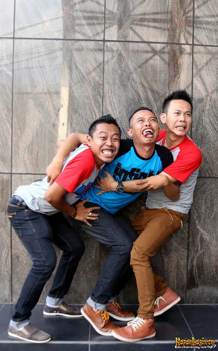 Foto Group Lawak Pns