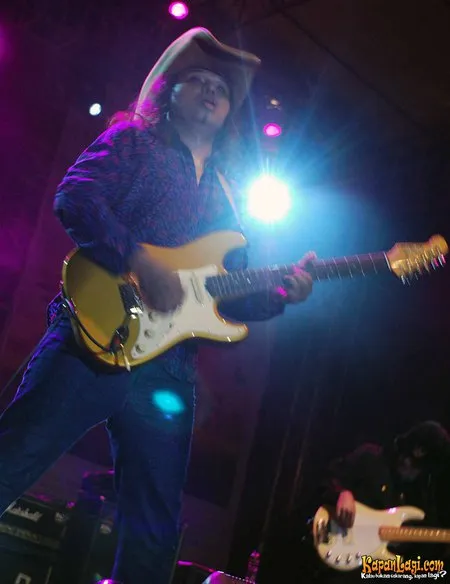 Foto Gugun Blues Shelter