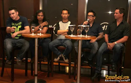 Foto Gugun Blues Shelter