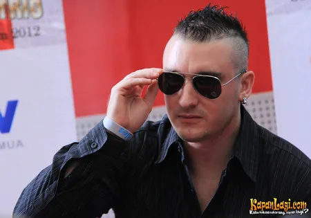 Foto Gugun Blues Shelter