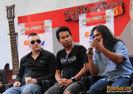 Foto Gugun Blues Shelter