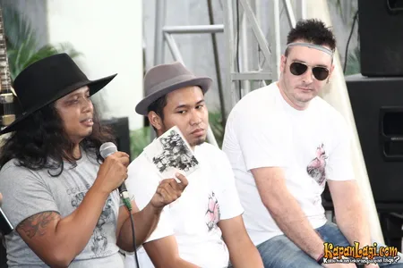 Foto Gugun Blues Shelter