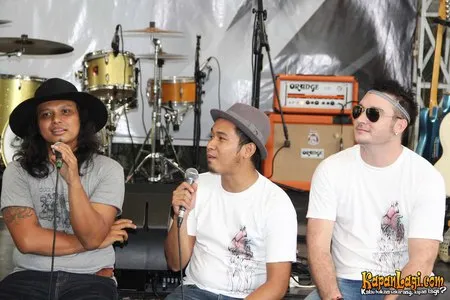 Foto Gugun Blues Shelter