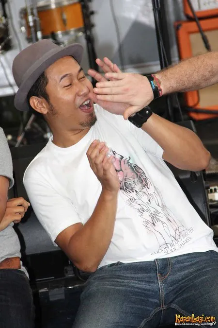 Foto Gugun Blues Shelter