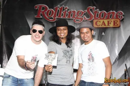 Foto Gugun Blues Shelter