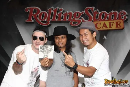 Foto Gugun Blues Shelter