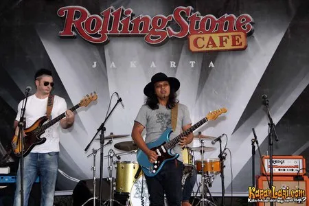 Foto Gugun Blues Shelter