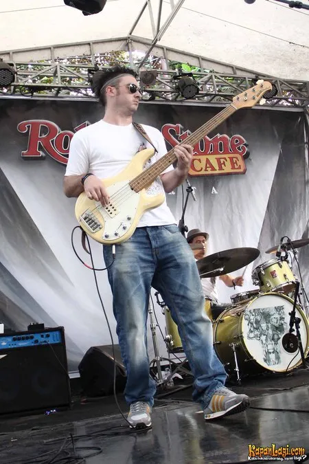 Foto Gugun Blues Shelter