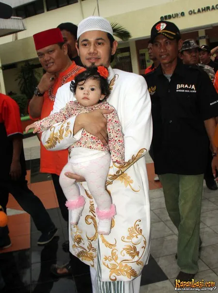 Foto Guntur Bumi