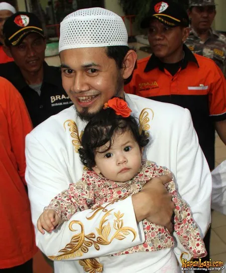 Foto Guntur Bumi