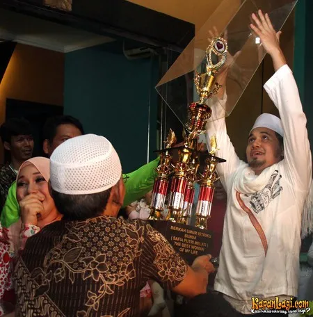 Foto Guntur Bumi