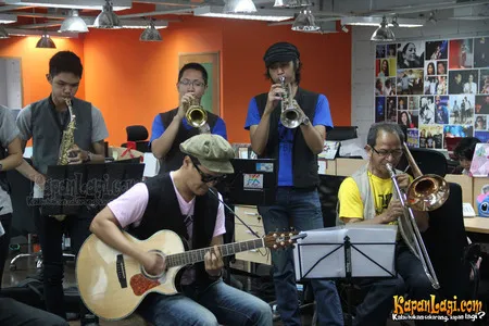 Foto Hajarbleh Big Band