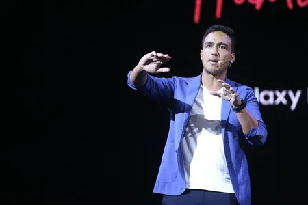 Foto Hamish Daud