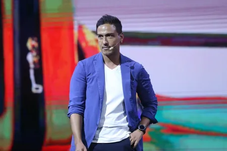 Foto Hamish Daud