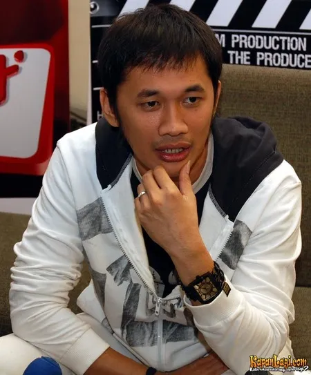 Foto Hanung Bramantyo