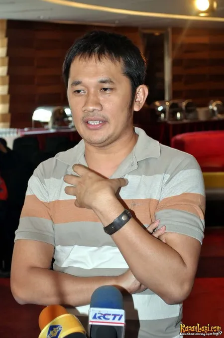 Foto Hanung Bramantyo