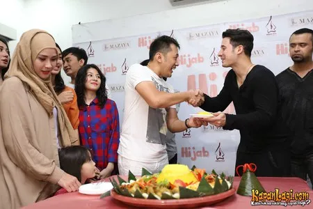 Foto Hanung Bramantyo