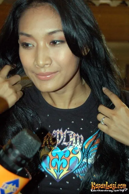 Foto Happy Salma