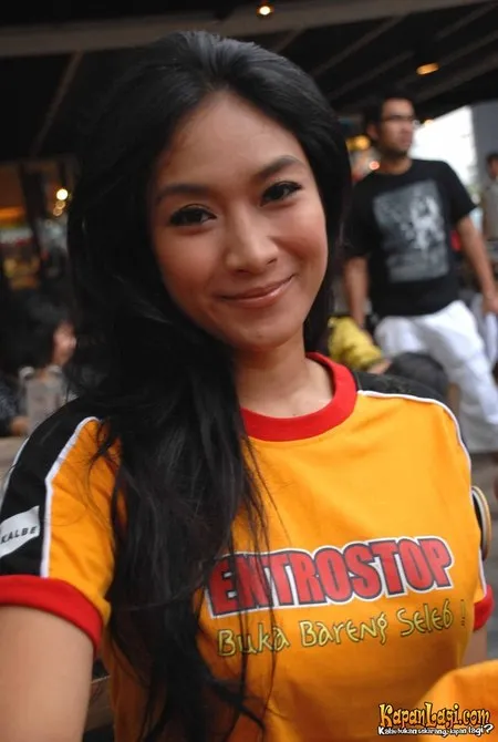 Foto Happy Salma