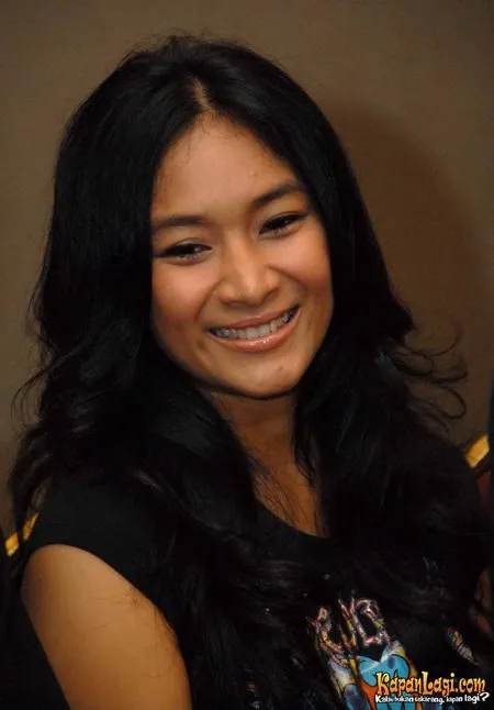 Foto Happy Salma